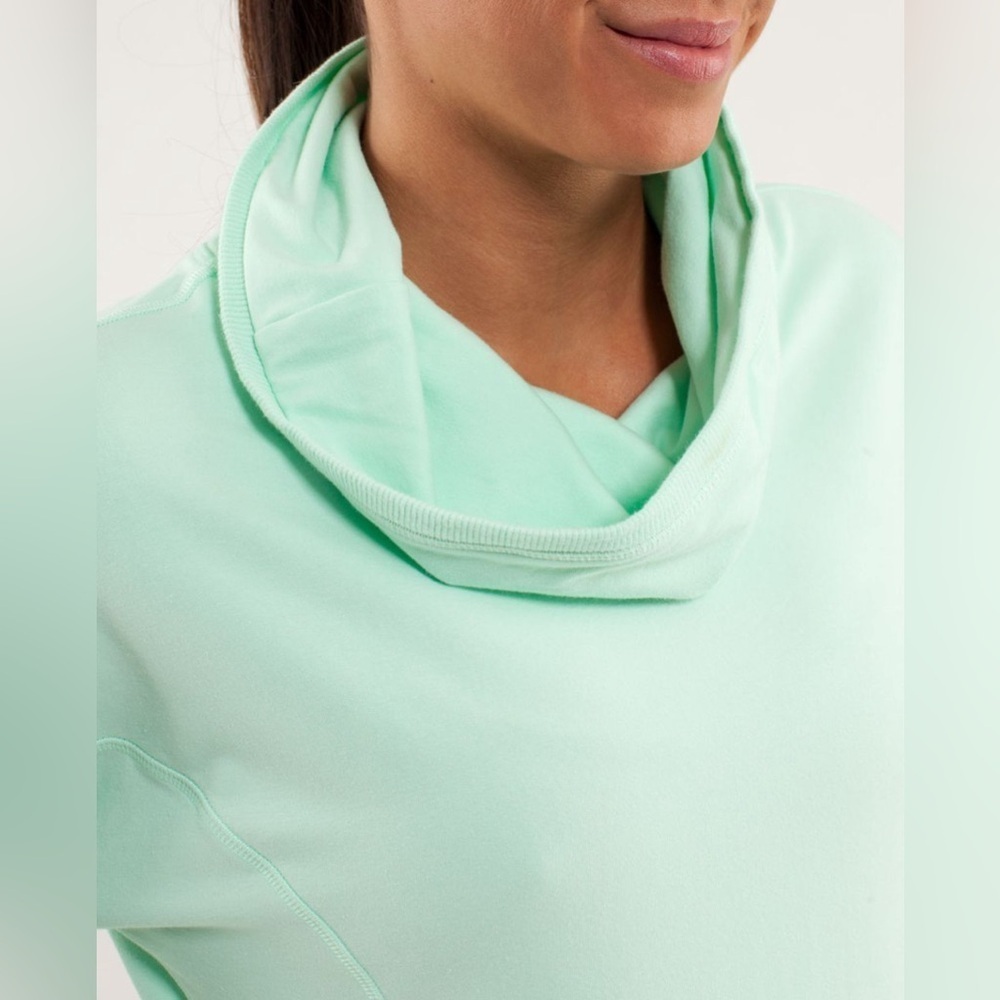Lululemon Rest Day Pullover Mint Green Cowl Neck Sweatshirt Size 4 - Picture 14 of 16
